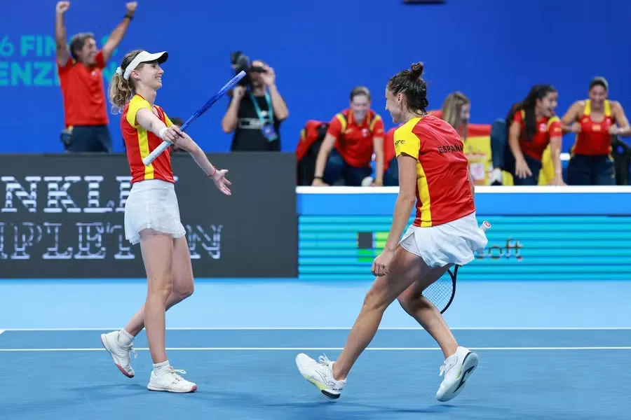 Spain reaches Billie Jean King Cup semi-finals after dramatic victory
